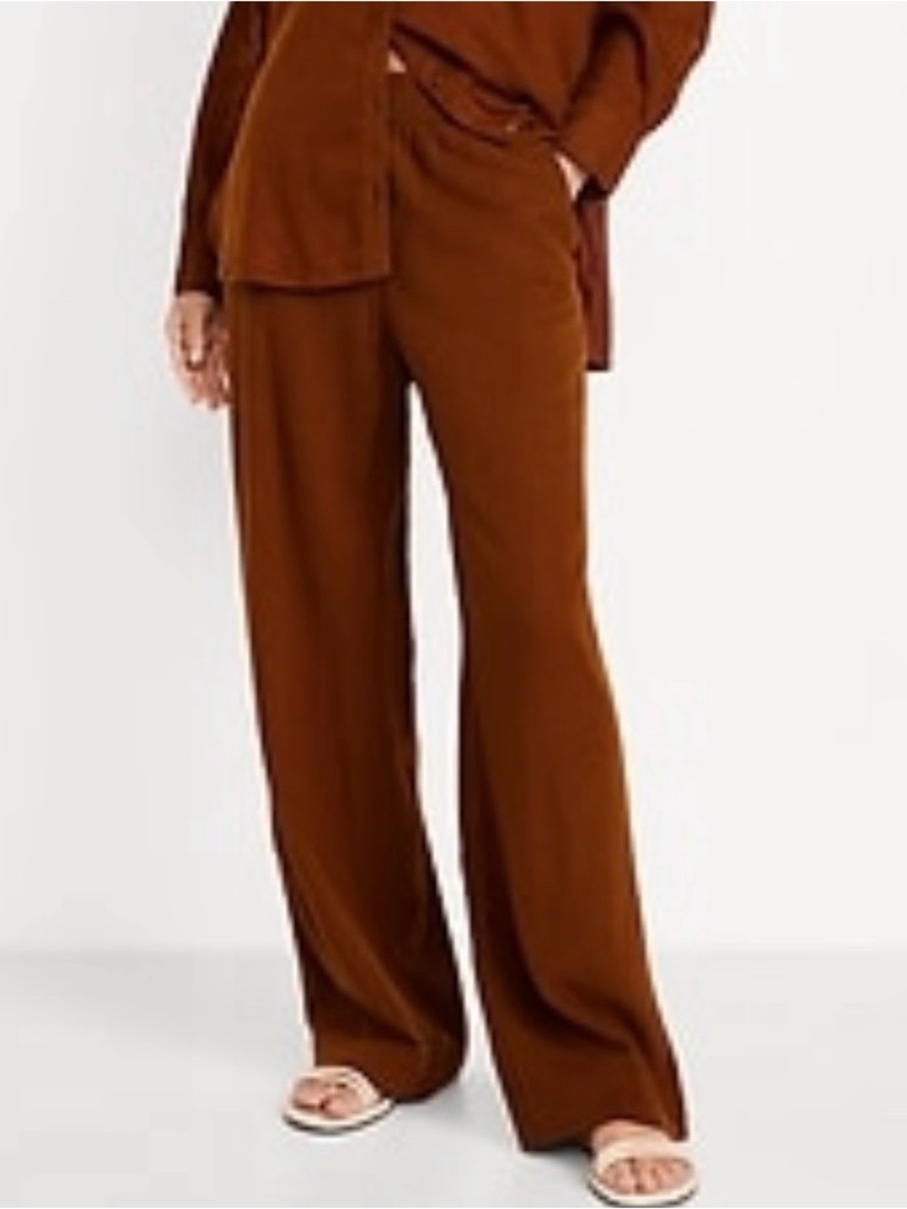 Old Navy Wide-Leg Pants in Rich Brown